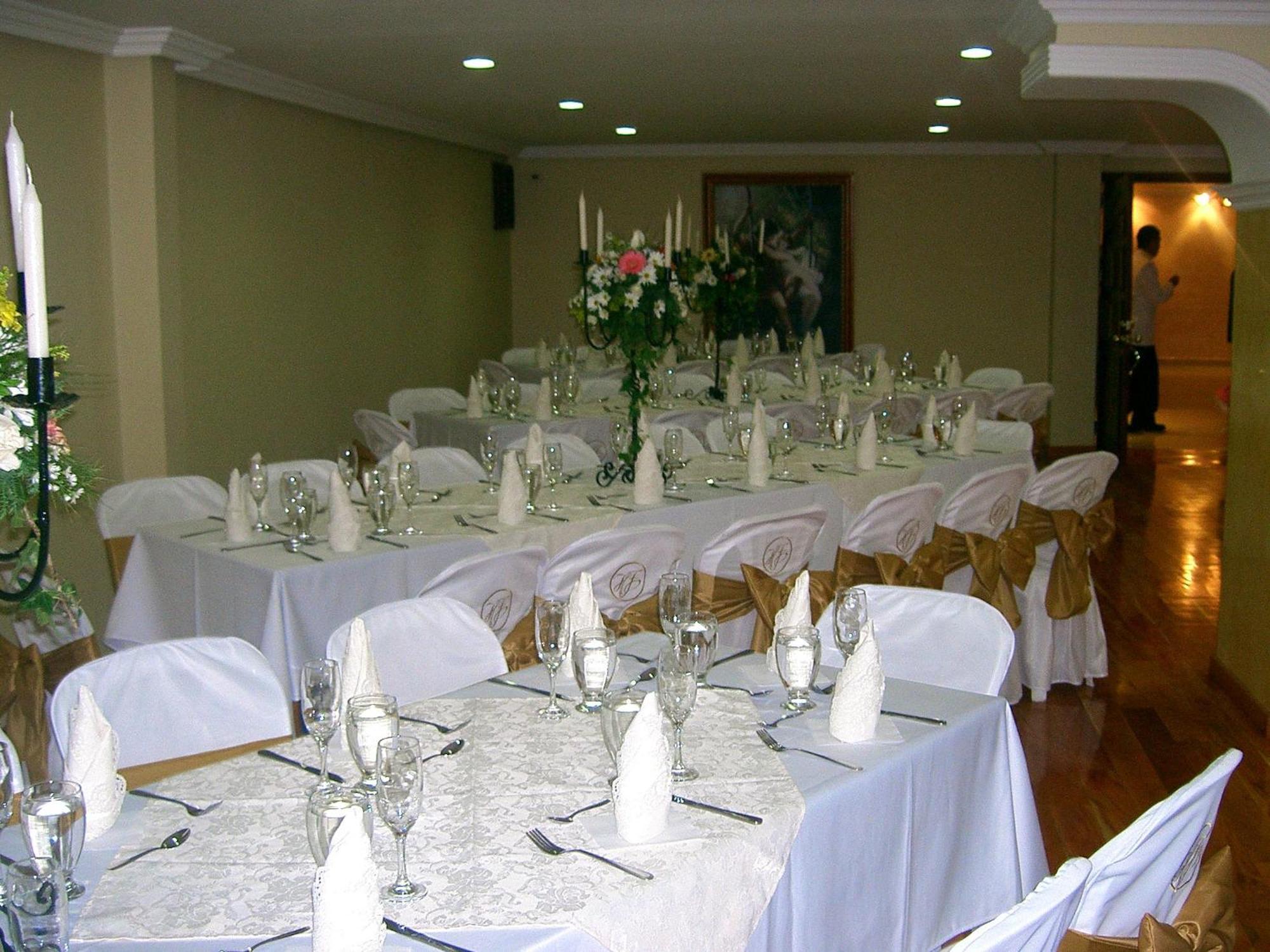 Hotel Fernando Plaza Пасто Екстер'єр фото
